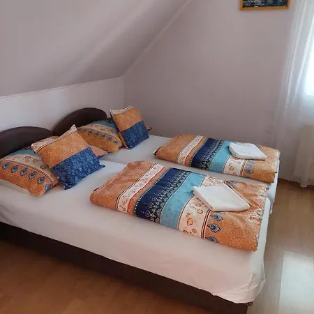 Apartment Petra Vendeghaz