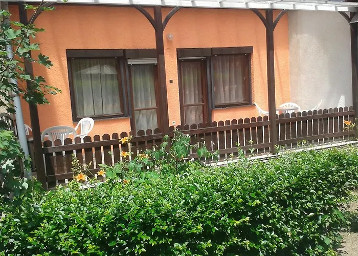 Apartament Petra Vendeghaz
